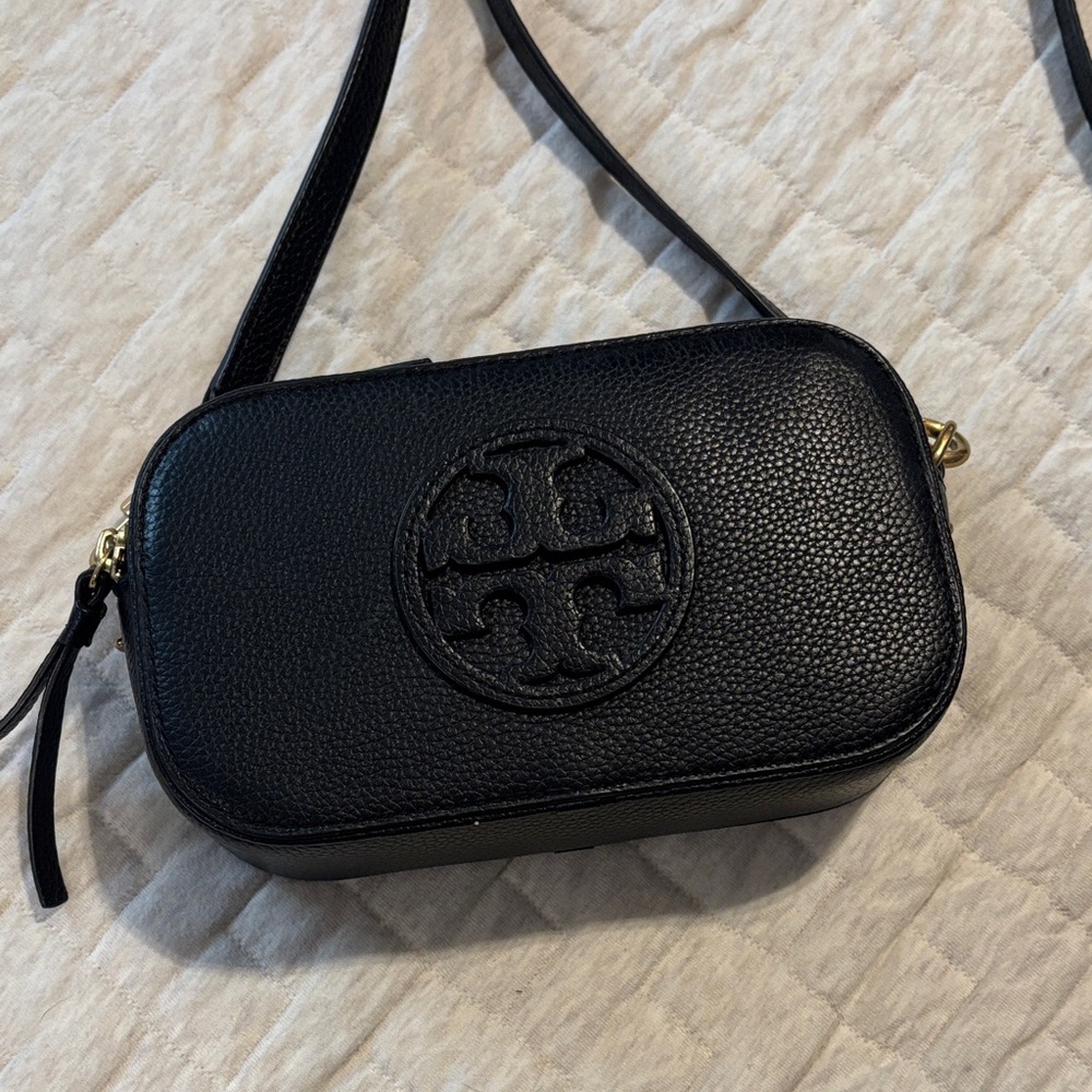 Tory Burch Black Textured Crossbody Bag